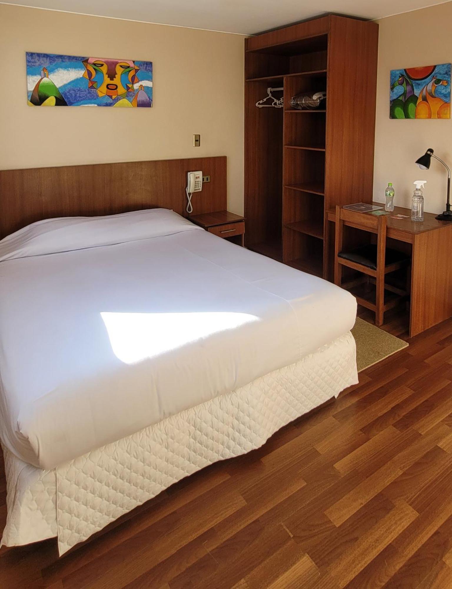 Hotel Madrid 라파스 외부 사진